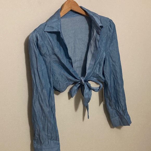 NWT LORAGAL Blue Tie-Front Blouse size large, plunging neckline long sleeve - Picture 3 of 10